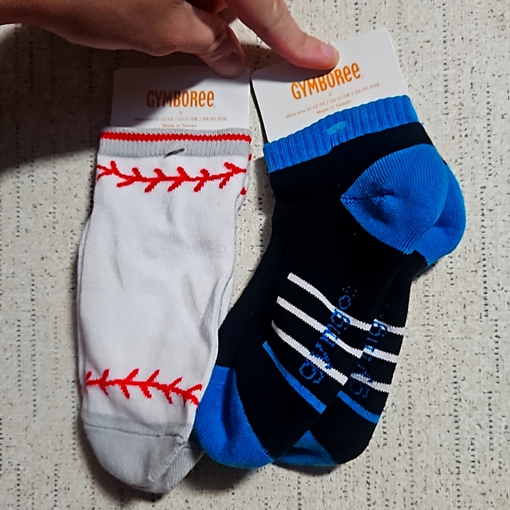 GYMBOREE SOCKS LOT: 2 PAIR: NEW IN PACKAGE: SIZE SMALL